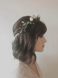 https://image.sistacafe.com/w200/images/uploads/content_image/image/380424/1497935307-112-flower-headband.jpg