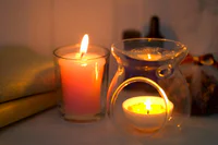https://image.sistacafe.com/w200/images/uploads/content_image/image/383325/1498196926-CCM-Candles-in-the-Bedroom.jpg