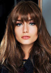 https://image.sistacafe.com/w200/images/uploads/content_image/image/385712/1498488997-the-best-bangs-for-every-face-shape-1593785-1449880851.640x0c.jpg