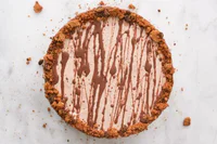 https://image.sistacafe.com/w200/images/uploads/content_image/image/390298/1499091233-5-Ingredient-Chocolate-Chip-Cookie-Nutella-Icebox-Cake-step-11.jpg