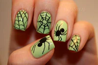 https://image.sistacafe.com/w200/images/uploads/content_image/image/40805/1443492959-Halloween-Nail-Design-Spiders.jpg