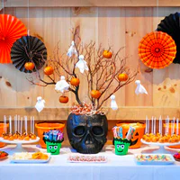 https://image.sistacafe.com/w200/images/uploads/content_image/image/41822/1443759176-halloween-party-ideas-for-kids-for-remarkable-decorating-ideas-apples-and-worms-recipe-from-tablespoon.jpg