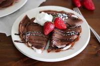 https://image.sistacafe.com/w200/images/uploads/content_image/image/42542/1443979804-chocolate-crepes.jpg