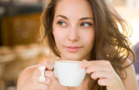 https://image.sistacafe.com/w200/images/uploads/content_image/image/44467/1444376342-young-brunette-enjoying-cup-of-coffee.jpg