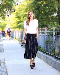 https://image.sistacafe.com/w200/images/uploads/content_image/image/44690/1444393279-Fuzzy-Crop-Top-Crisp-Fall-Trousers-Mules.jpg