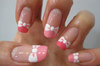 https://image.sistacafe.com/w200/images/uploads/content_image/image/44932/1444500187-Pink-and-White-Bow-Nails.png
