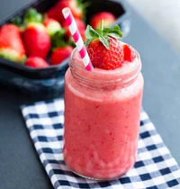 https://image.sistacafe.com/w200/images/uploads/content_image/image/45800/1444720021-Strawberry-bliss-smoothie1.jpg