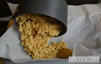 https://image.sistacafe.com/w200/images/uploads/content_image/image/50693/1445923429-How-to-make-rice-krispie-treats22.jpg