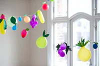 https://image.sistacafe.com/w200/images/uploads/content_image/image/51529/1446045191-9-balloon-decoration-ideas.jpg