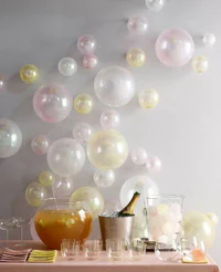 https://image.sistacafe.com/w200/images/uploads/content_image/image/51535/1446045415-13-balloon-decoration-ideas.jpg