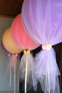 https://image.sistacafe.com/w200/images/uploads/content_image/image/51550/1446046584-26-balloon-decoration-ideas.jpg