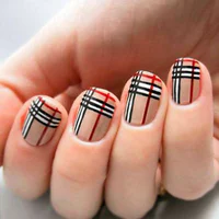 https://image.sistacafe.com/w200/images/uploads/content_image/image/52868/1446482856-Nude-and-White-Plaid-Nail-Design.jpg