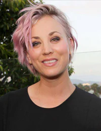 https://image.sistacafe.com/w200/images/uploads/content_image/image/53130/1446548070-mcx-pink-hair-kaley-cuoco.jpg