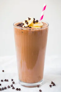 https://image.sistacafe.com/w200/images/uploads/content_image/image/54527/1446830846-chocolate-peanut-butter-banana-breakfast-shake4-srgb..jpg