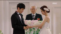 https://image.sistacafe.com/w200/images/uploads/content_image/image/55750/1447235353-04-Fated-to-Love-You-Episode-20-End-Review-Korean-Drama-Fashion.jpg