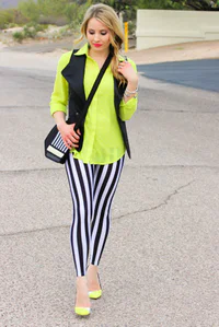 https://image.sistacafe.com/w200/images/uploads/content_image/image/567804/1519111475-ROMWE-neon-polkadot-blouse-leather-best-stripe-leggings-neone-color-bloack-shoedazzle-heels-jumpfrom-paper-handbag-14.jpg