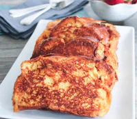 https://image.sistacafe.com/w200/images/uploads/content_image/image/59443/1448004602-nutella-and-bacon-stuffed-french-toast-2.jpg