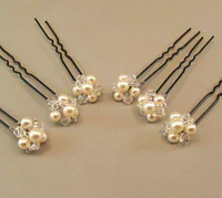 https://image.sistacafe.com/w200/images/uploads/content_image/image/60036/1448151614-Pearl-bobby-pins.jpg