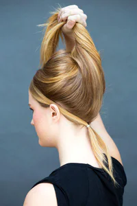 https://image.sistacafe.com/w200/images/uploads/content_image/image/62012/1448524068-mcx-tres-hair-down-headband-3.jpg