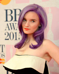 https://image.sistacafe.com/w200/images/uploads/content_image/image/67700/1450163240-grace-chotto-purple-hair.jpg