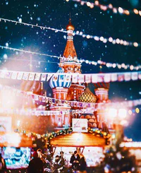 https://image.sistacafe.com/w200/images/uploads/content_image/image/82471/1453106896-moscow-city-looked-like-a-fairytale-during-orthodox-christmas-13__700.jpg
