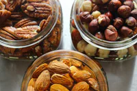 https://image.sistacafe.com/w200/images/uploads/content_image/image/88854/1454315007-10-Surprisingly-Healthy-Foods-High-In-Calories-Nuts-and-Seeds.jpg