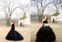 https://image.sistacafe.com/w200/images/uploads/content_image/image/92327/1455292471-black-wedding-dress1.jpg