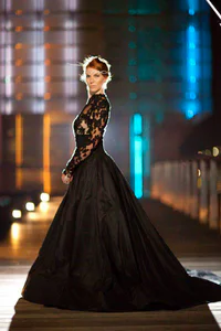 https://image.sistacafe.com/w200/images/uploads/content_image/image/92342/1455293065-Elegant-Black-Wedding-Dresses-With-Sophisticated-Style-and-Long-Lace-Sleeves.jpg