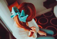 https://image.sistacafe.com/w200/images/uploads/content_image/image/98942/1456979467-33-Adorable-Hairstyles-with-Bows-5.jpg
