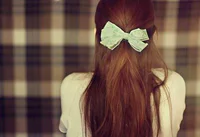 https://image.sistacafe.com/w200/images/uploads/content_image/image/98950/1456979562-33-Adorable-Hairstyles-with-Bows-12.jpg