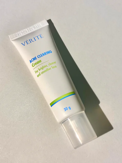 เตรียมบอกลาปัญหาผิวด้วย Verite Acne Clearing Cream