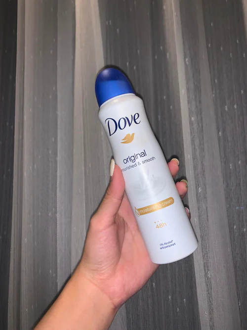 กลิ่นเต่าหอมแบบไม่ฉุนด้วย Dove Original Nourish and Smooth Antiperspirant Spray