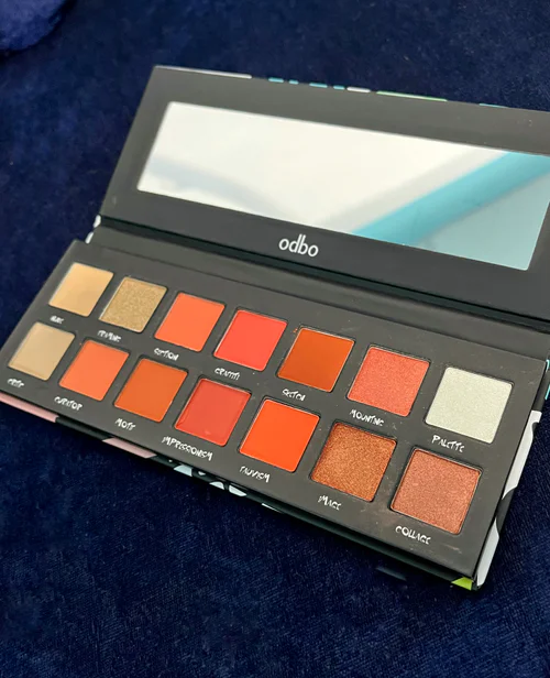 ODBO The Graphicity Eyeshadow Palette ลุคไหนก็ปัง