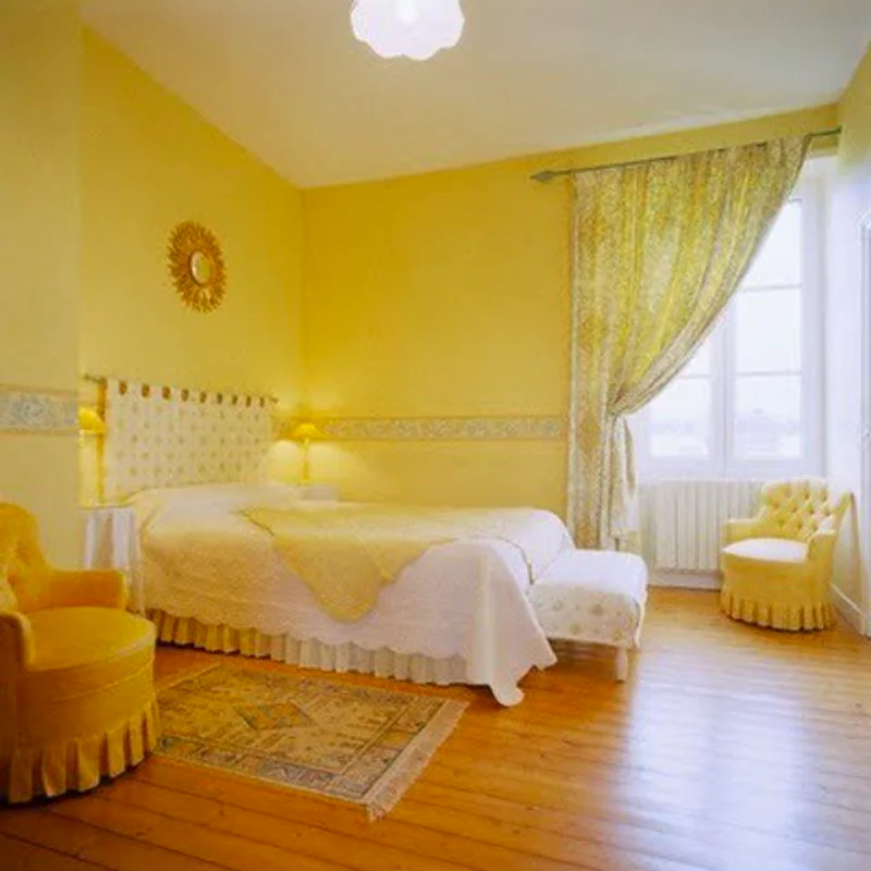 ไอเดียตกแต่งห้อง เนรมิตให้ห้องนอนของคุณกลายเป็น 'สีเหลือง' น่ารักสดใส!