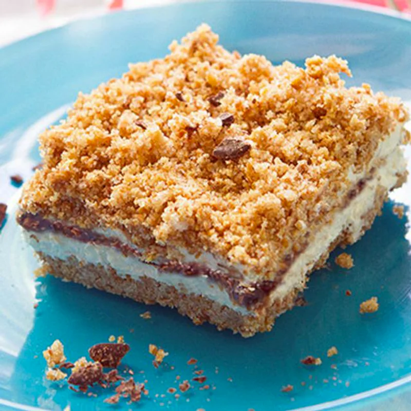 Frozen S’mores Crunch Cake ขนมเค้กสูตรเด็ด ไม่ต้องพึ่งเตาอบซักนิด