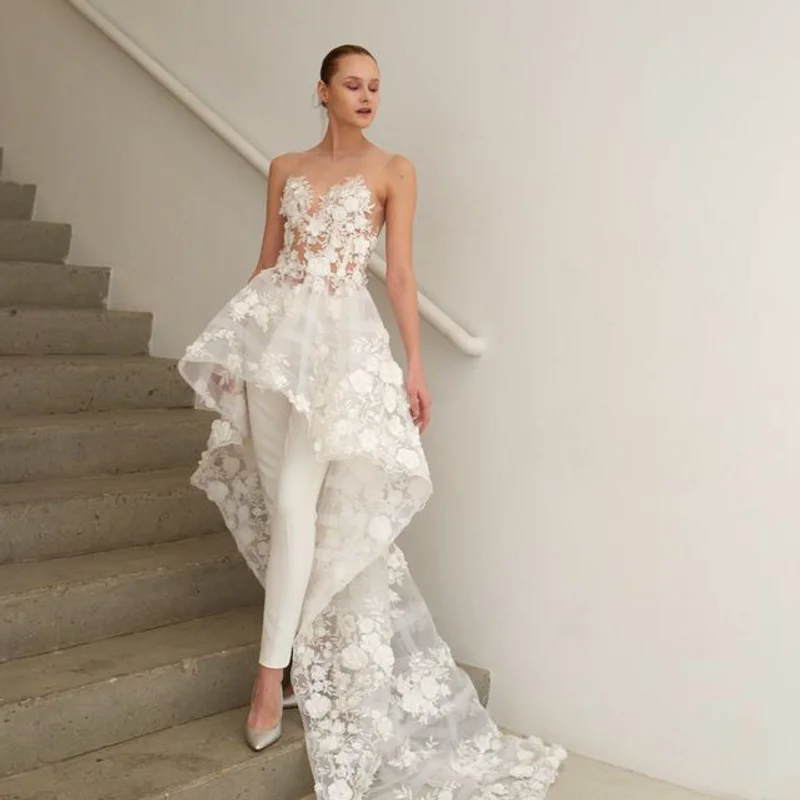 'Wedding Lace Jumpsuit' เป็นเจ้าสาวที่สวย เท่สมาร์ทสไตล์สาวยุคใหม่ ด้วย 'จั๊มพ์สูทลายลูกไม้'