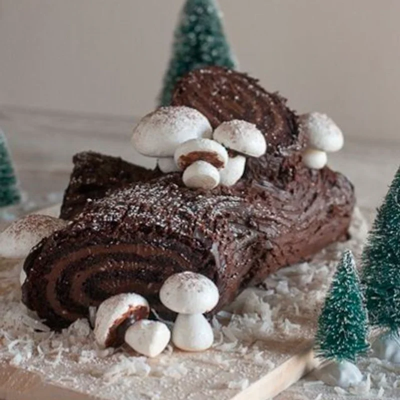 เค้กก้อนไม่ต้อง แค่ไอเดีย '20 Cake Roll' สไตล์คริสต์มาสนี้ ก็แอมอินเลิฟเทศกาลแล้ว ❤ 