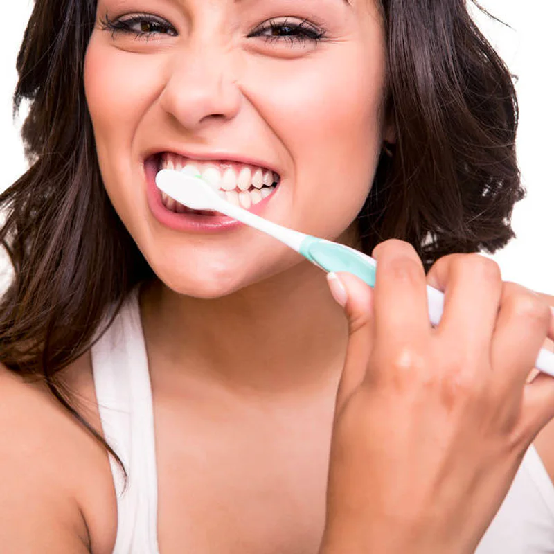 [DIY] ทำยาสีฟัน 'ฟันขาว' ยิ้มสวยเพิ่มเสน่ห์ ปลอดภัยด้วย!